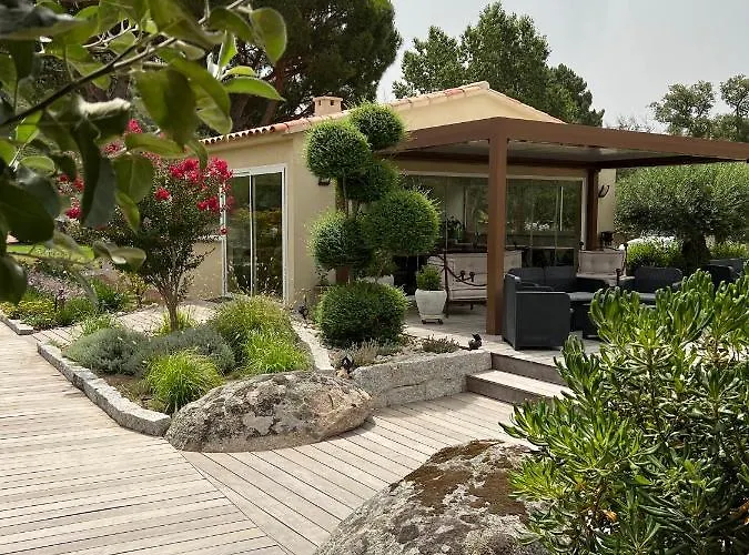 Les Jardins De Santa Giulia - Charmante Dhte