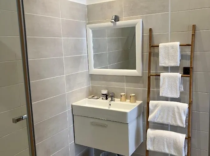 Les Jardins De Santa Giulia - Charmante Dhte 3*